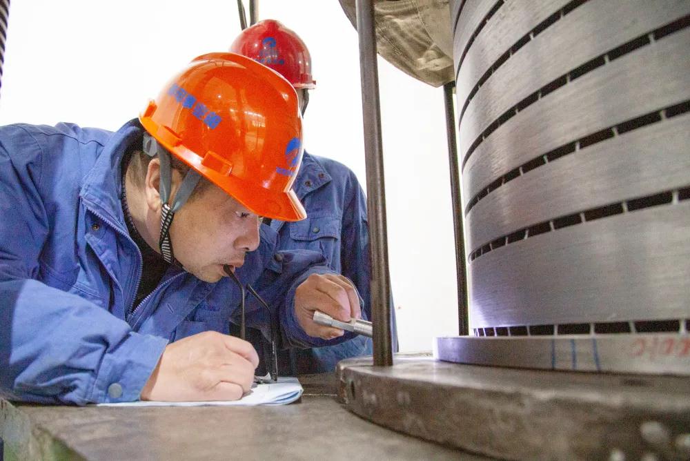 電機事業(yè)部黨委 學思踐悟 推動黨史學習教育見行見效3.jpg